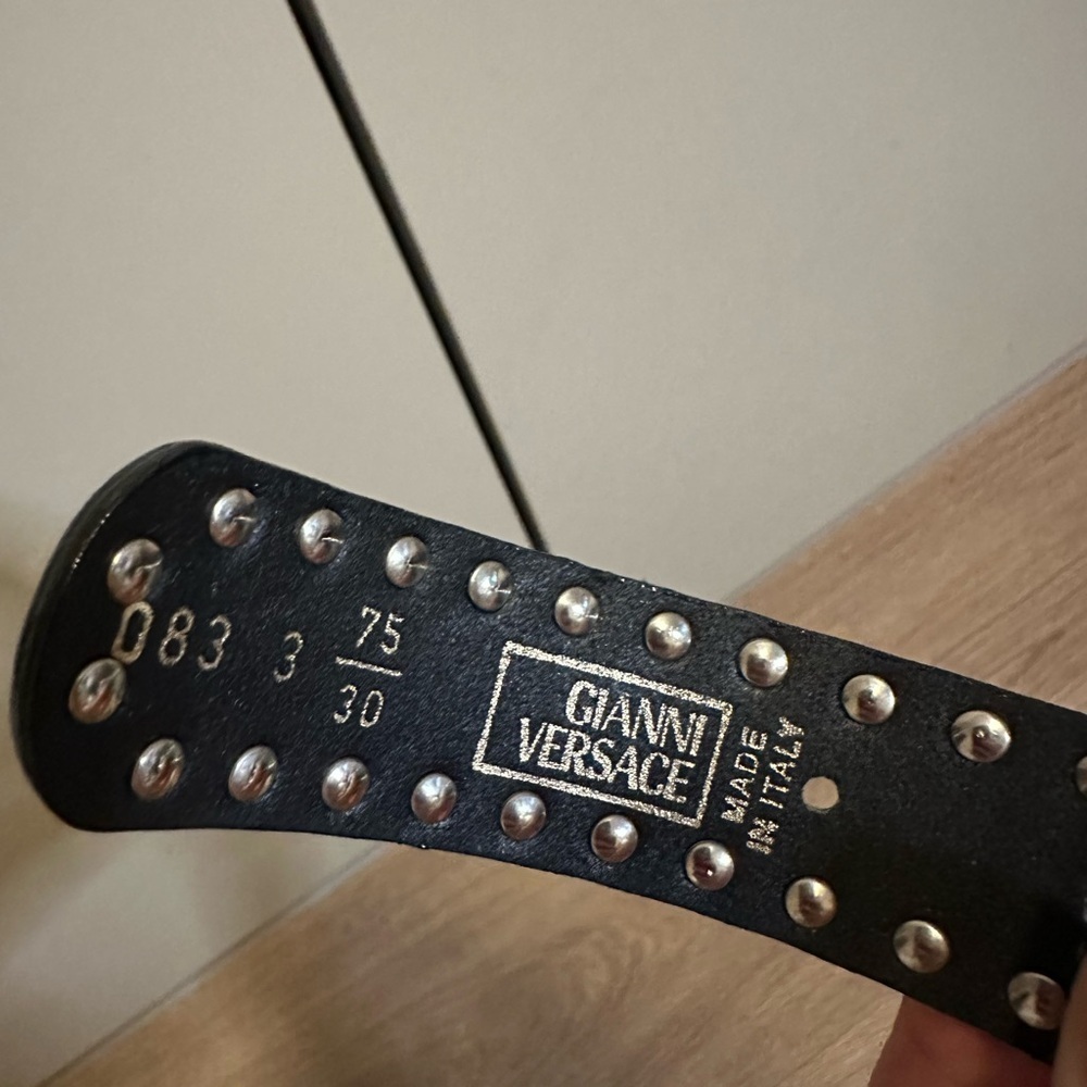 Gianni Versace Vintage Medusa Black Leather Belt with Silver Accents size 30 - Picture 10 of 13